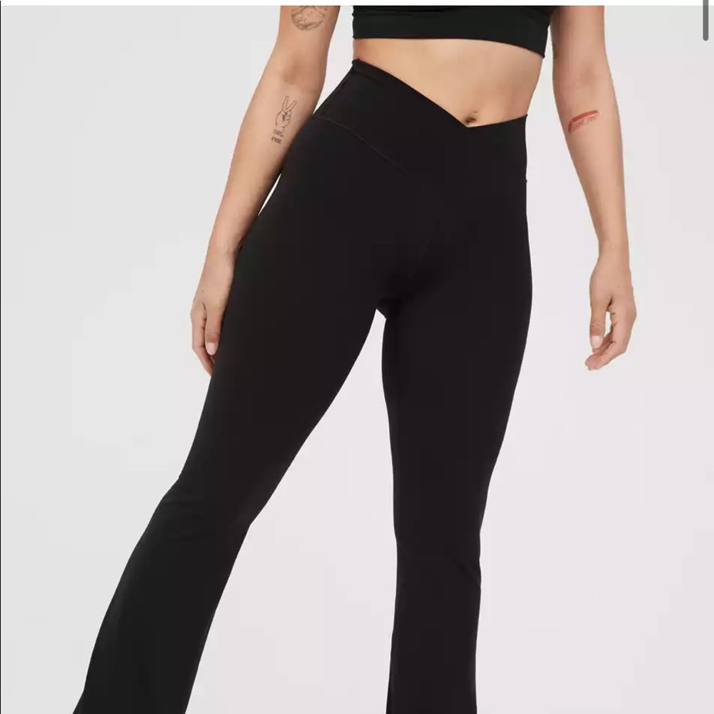 OFFLINE By Aerie Real Me High Waisted Crossover Flare legging